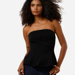 Blusa peplum feminina sem alça texturizada preta
