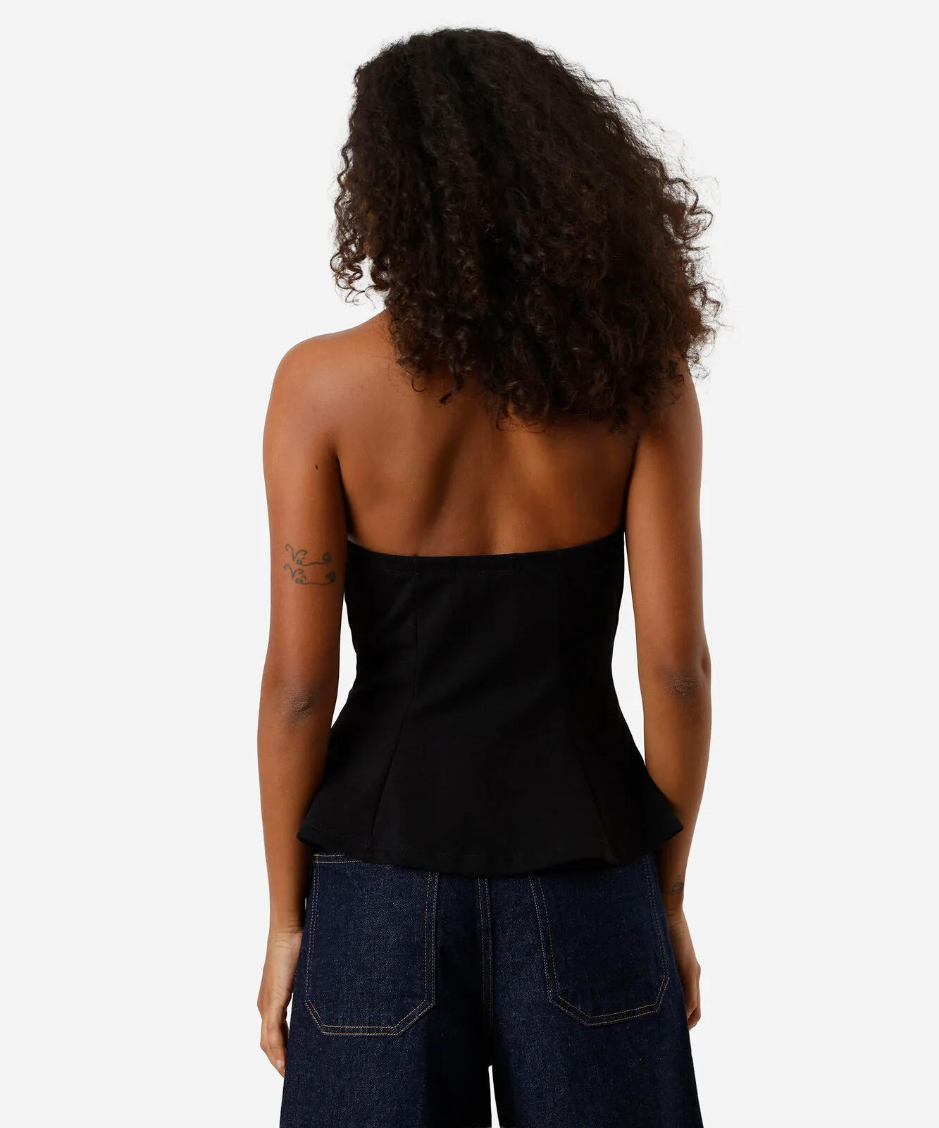 Blusa peplum feminina sem alça texturizada preta - Imagem 2