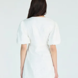 Vestido curto balonê feminino manga bufante bordado floral branco