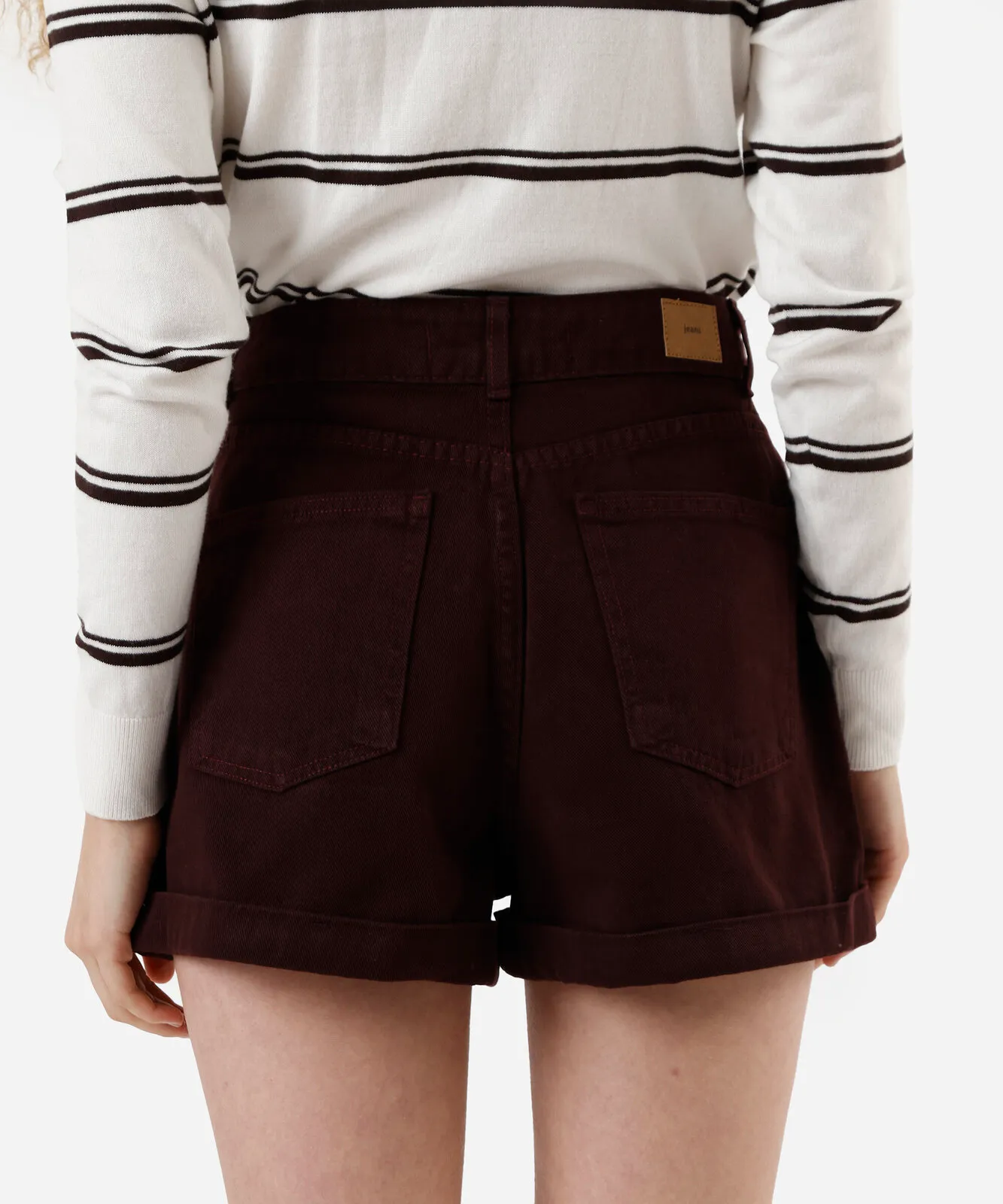 Short mom feminino de sarja cintura alta vinho - Imagem 3