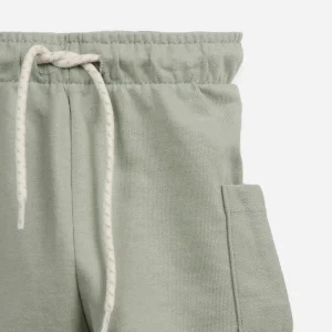 Bermuda de moletinho com cordão e bolso verde