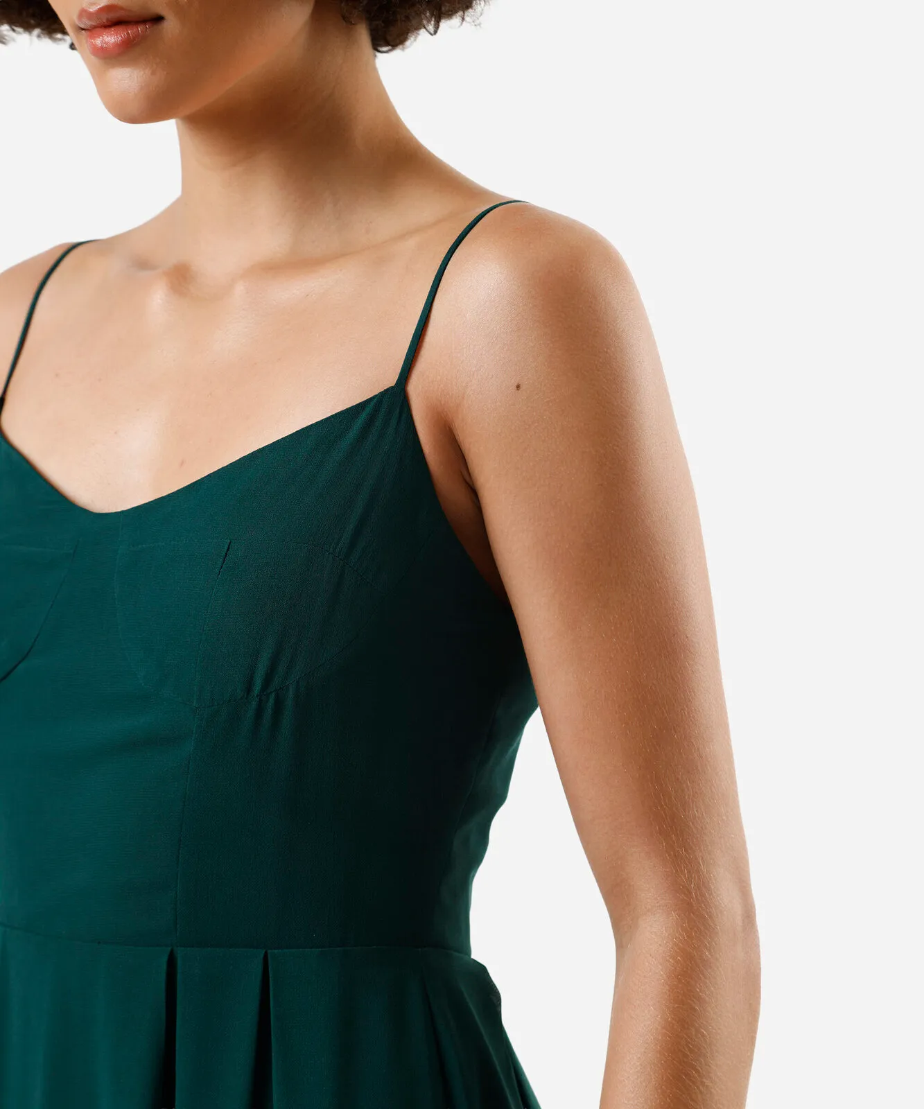 Vestido midi alça fina feminino com pregas verde - Imagem 4